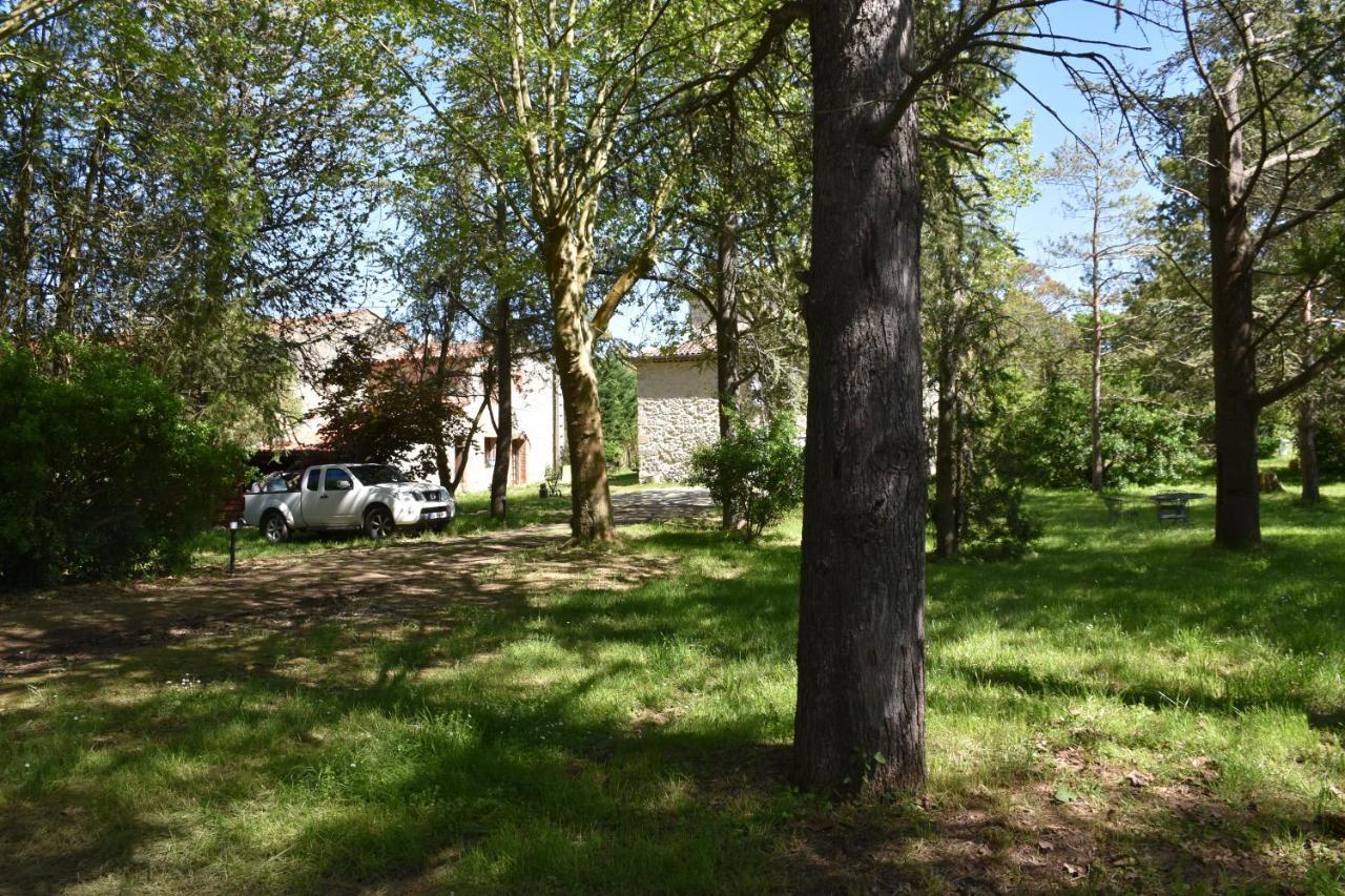 Domaine La Barre Dun-sur-Auron Bagian luar foto