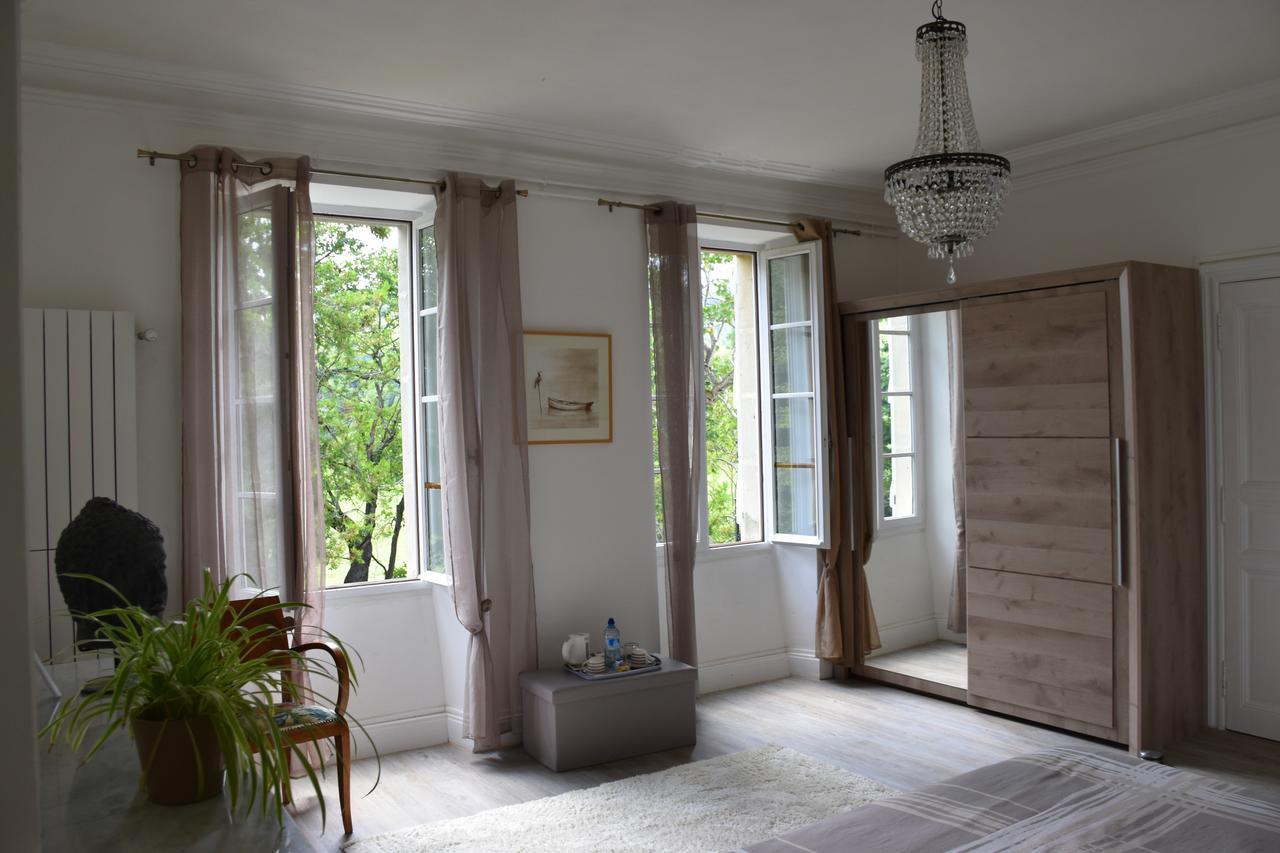 Domaine La Barre Dun-sur-Auron Bagian luar foto